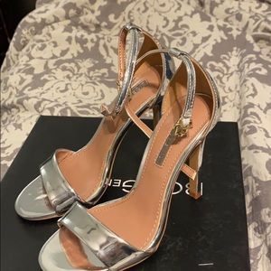 Bcbg Generation silver metallic heels